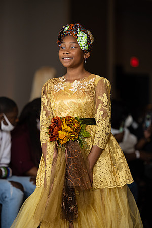 Charlotte Seen Fashion show November 2020-2477