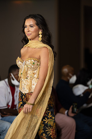 Charlotte Seen Fashion show November 2020-2484