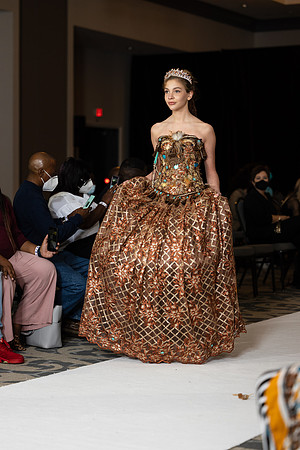 Charlotte Seen Fashion show November 2020-2489