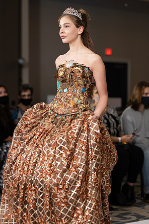 Charlotte Seen Fashion show November 2020-2493