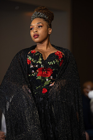 Charlotte Seen Fashion show November 2020-2508