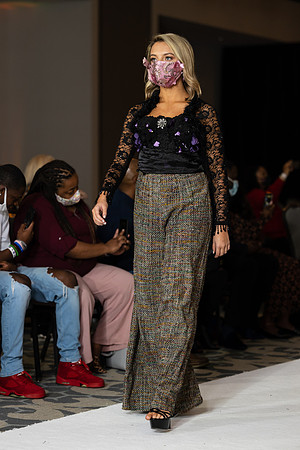 Charlotte Seen Fashion show November 2020-2517