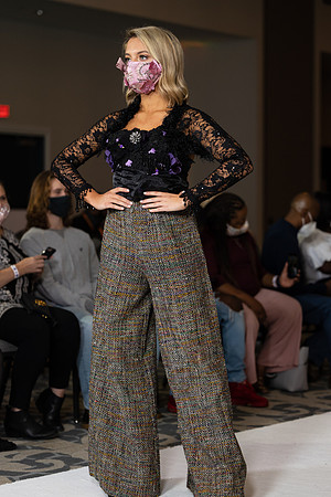 Charlotte Seen Fashion show November 2020-2522