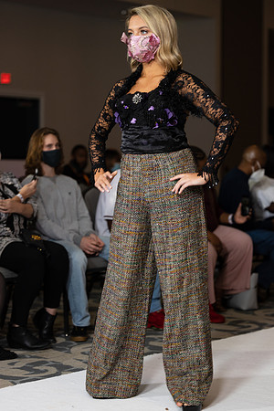Charlotte Seen Fashion show November 2020-2524