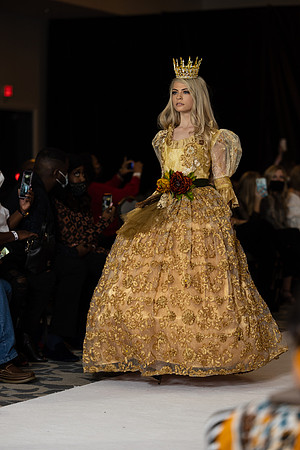 Charlotte Seen Fashion show November 2020-2529