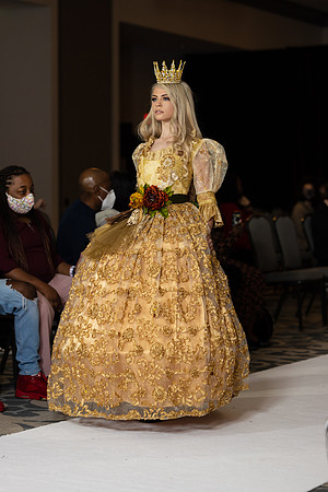 Charlotte Seen Fashion show November 2020-2531