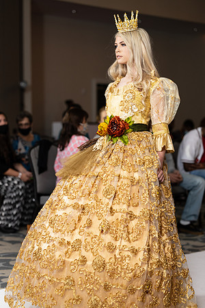 Charlotte Seen Fashion show November 2020-2536