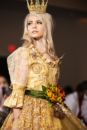 Charlotte Seen Fashion show November 2020-2538
