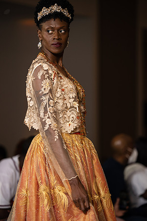 Charlotte Seen Fashion show November 2020-2556