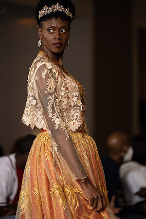 Charlotte Seen Fashion show November 2020-2557