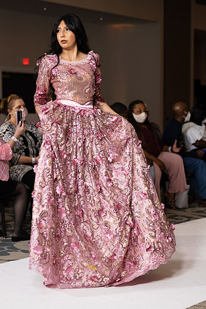 Charlotte Seen Fashion show November 2020-2582
