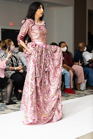 Charlotte Seen Fashion show November 2020-2583
