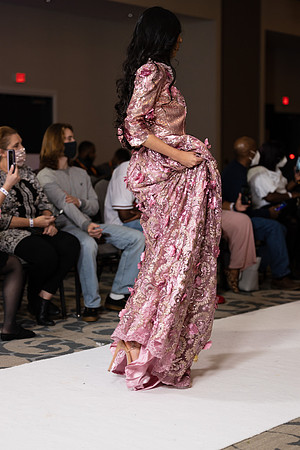 Charlotte Seen Fashion show November 2020-2584