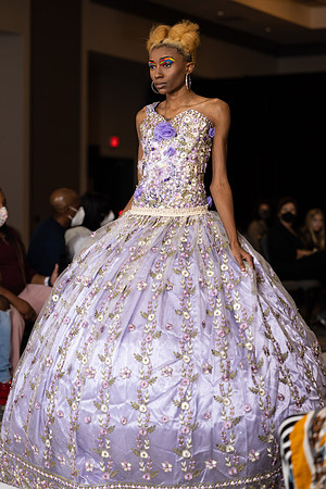 Charlotte Seen Fashion show November 2020-2599