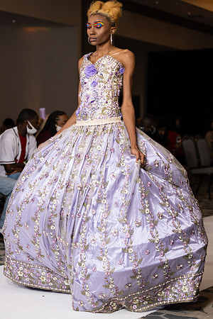 Charlotte Seen Fashion show November 2020-2600