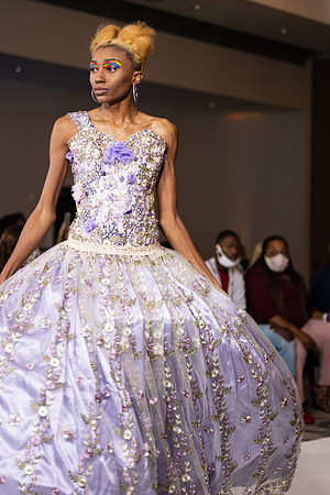 Charlotte Seen Fashion show November 2020-2606