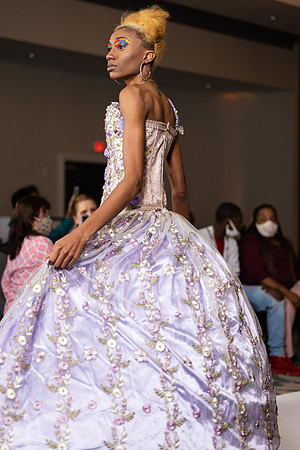 Charlotte Seen Fashion show November 2020-2607