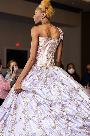 Charlotte Seen Fashion show November 2020-2609