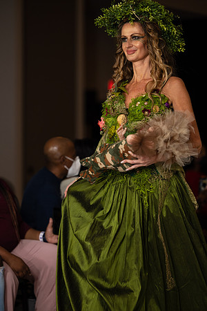 Charlotte Seen Fashion show November 2020-2611