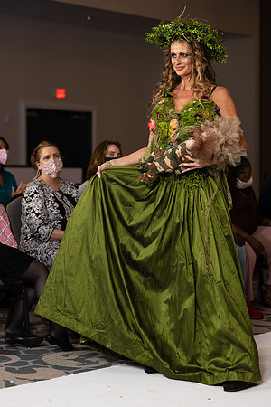 Charlotte Seen Fashion show November 2020-2613