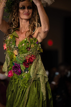 Charlotte Seen Fashion show November 2020-2630