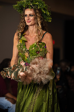 Charlotte Seen Fashion show November 2020-2631
