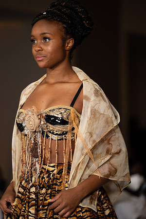Charlotte Seen Fashion show November 2020-2644