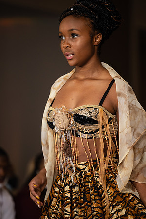 Charlotte Seen Fashion show November 2020-2646