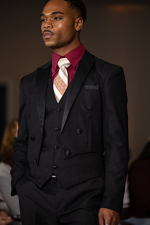 Charlotte Seen Fashion show November 2020-2656