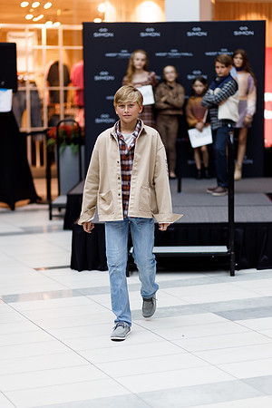 Back to school fashion show 2022-4423