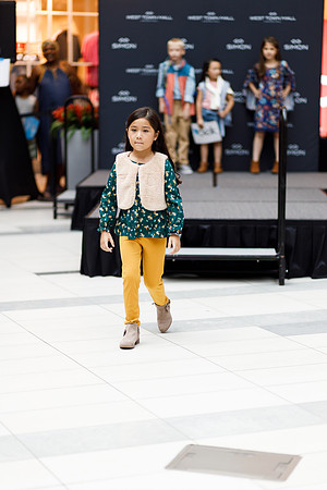 Back to school fashion show 2022-5048