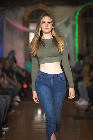 GATOR HATER FASHION SHOW 2021-6369