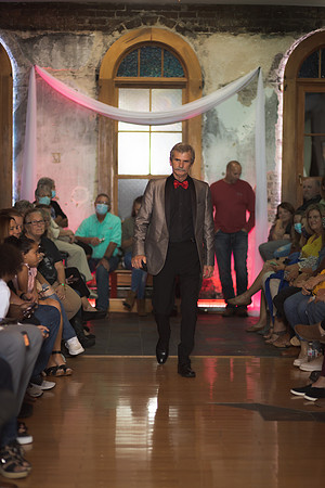 GATOR HATER FASHION SHOW 2021-5995