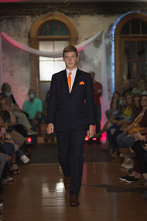GATOR HATER FASHION SHOW 2021-6006