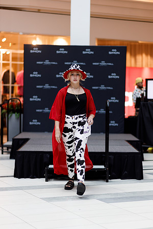 Back to school fashion show 2022-4470