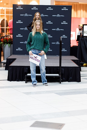 Back to school fashion show 2022-4559
