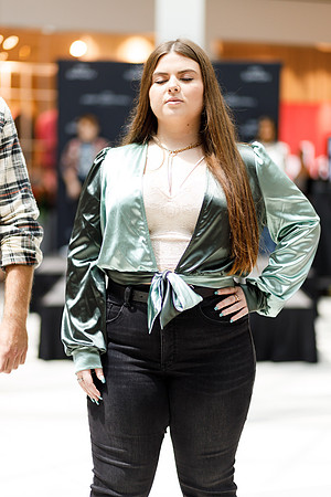 Back to school fashion show 2022-4911