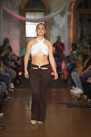GATOR HATER FASHION SHOW 2021-6309