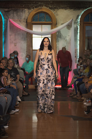 GATOR HATER FASHION SHOW 2021-5742