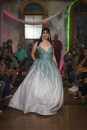 GATOR HATER FASHION SHOW 2021-5816