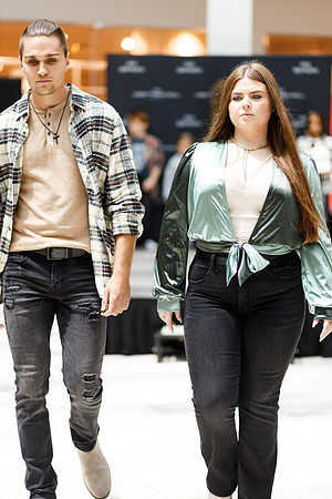 Back to school fashion show 2022-4909