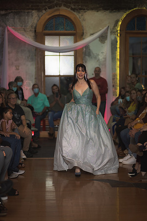 GATOR HATER FASHION SHOW 2021-5814