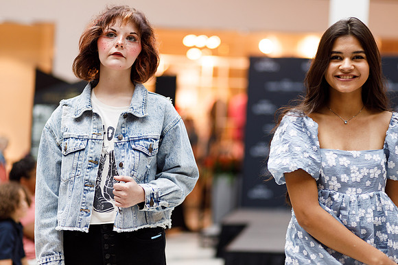 Back to school fashion show 2022-4984