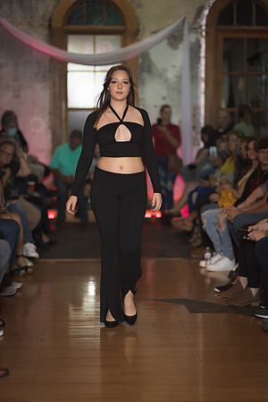 GATOR HATER FASHION SHOW 2021-6295