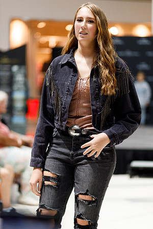 Back to school fashion show 2022-4863