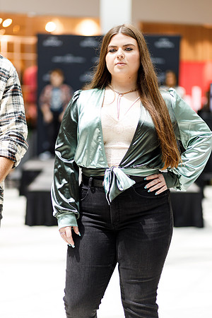 Back to school fashion show 2022-4910