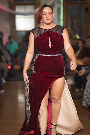 GATOR HATER FASHION SHOW 2021-5804