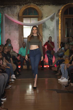 GATOR HATER FASHION SHOW 2021-6364