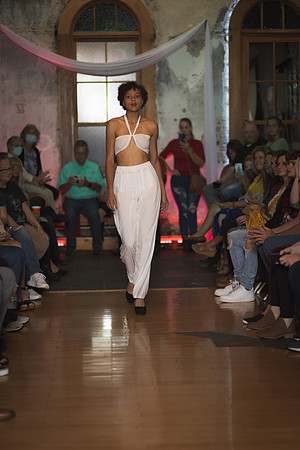 GATOR HATER FASHION SHOW 2021-6343