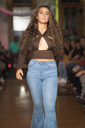 GATOR HATER FASHION SHOW 2021-6233